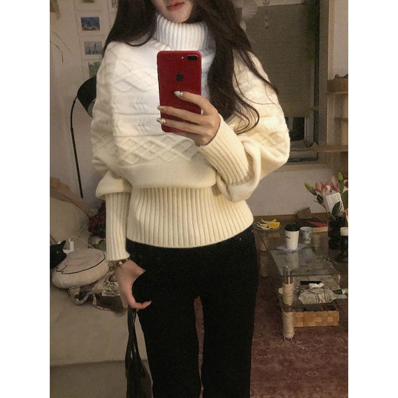 Cable Knit Turtleneck Sweater in Solid Tone