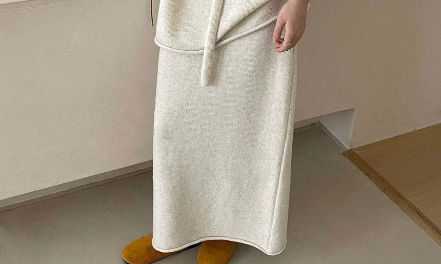 Crew Neck Sweater with High-Rise Knit Maxi Skirt Set