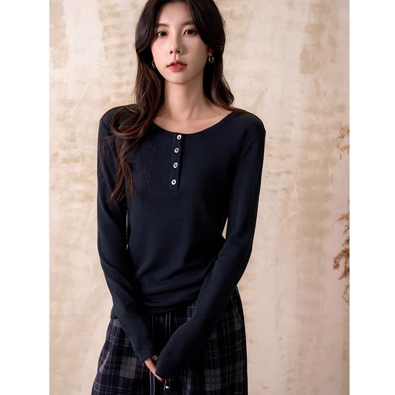Scoop Neck Henley Long Sleeve Tee