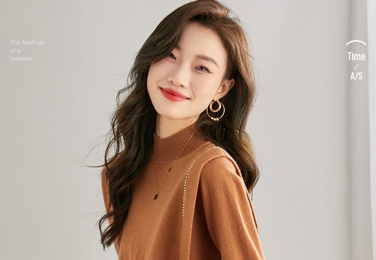 Mock Neck Knit Sweater