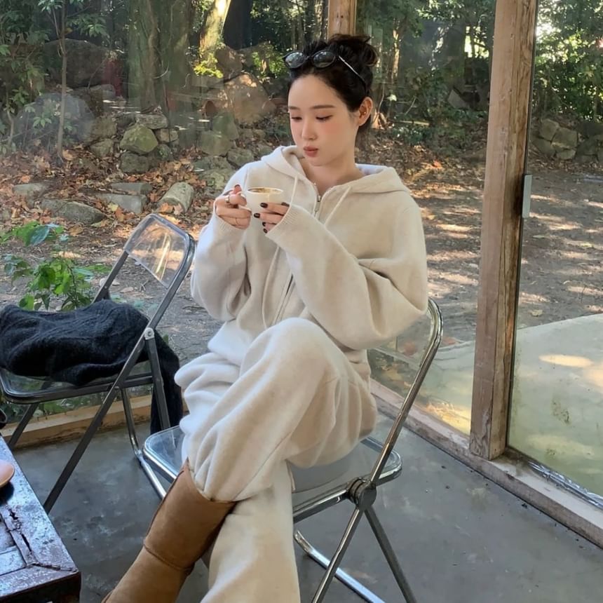 Zip Hoodie and Drawstring Wide-Leg Sweatpants Ensemble