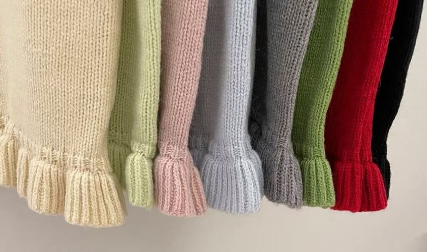 Ruffled Knit V-Neck Cami