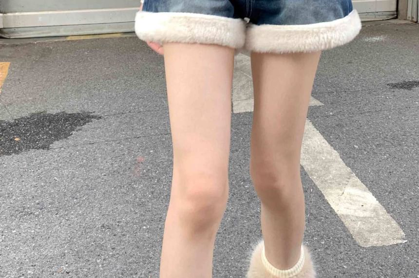 Mid Rise Fleece Washed Denim Shorts