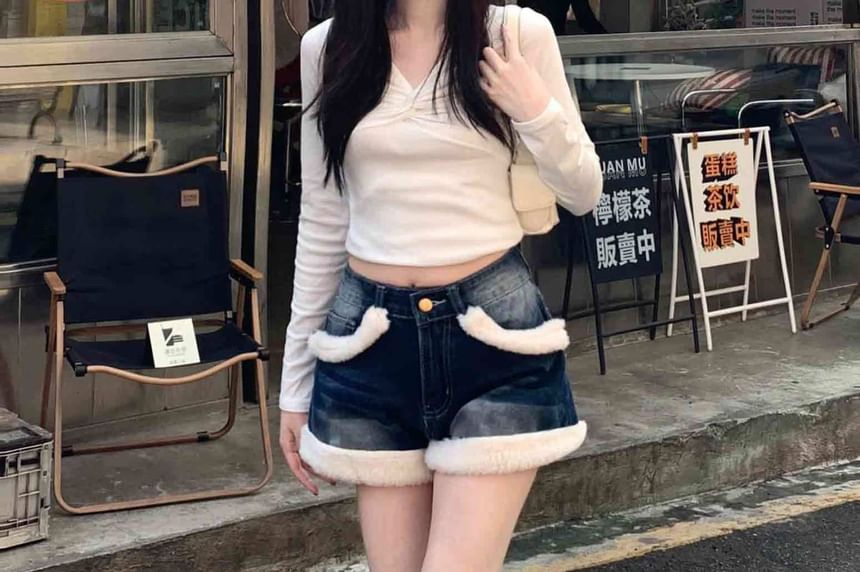 Mid Rise Fleece Washed Denim Shorts