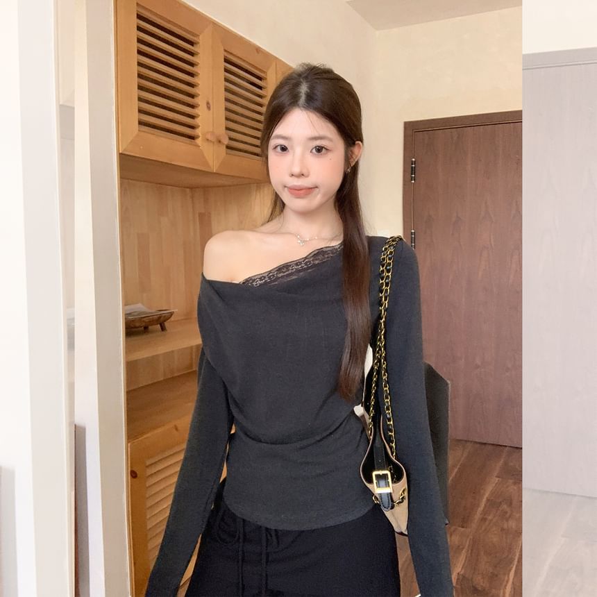 Off Shoulder Long Sleeve Lace Trim Top