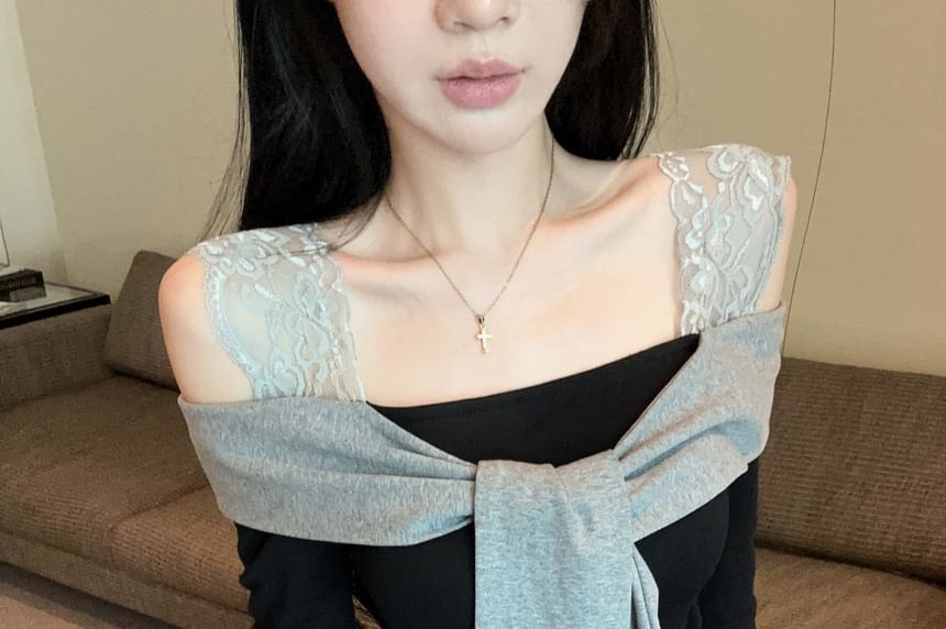 Cold Shoulder Lace Panel Drawstring Slim Crop Top