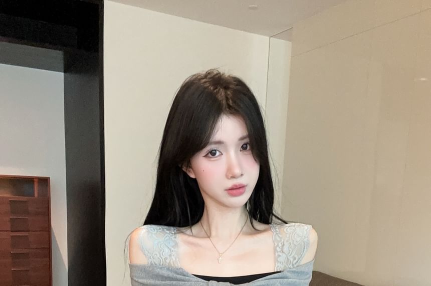 Cold Shoulder Lace Panel Drawstring Slim Crop Top