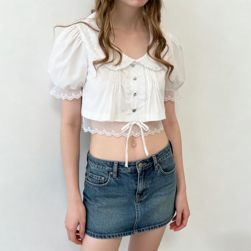 Puff Sleeve Peter Pan Collar Lace Trim Crop Blouse in Solid
