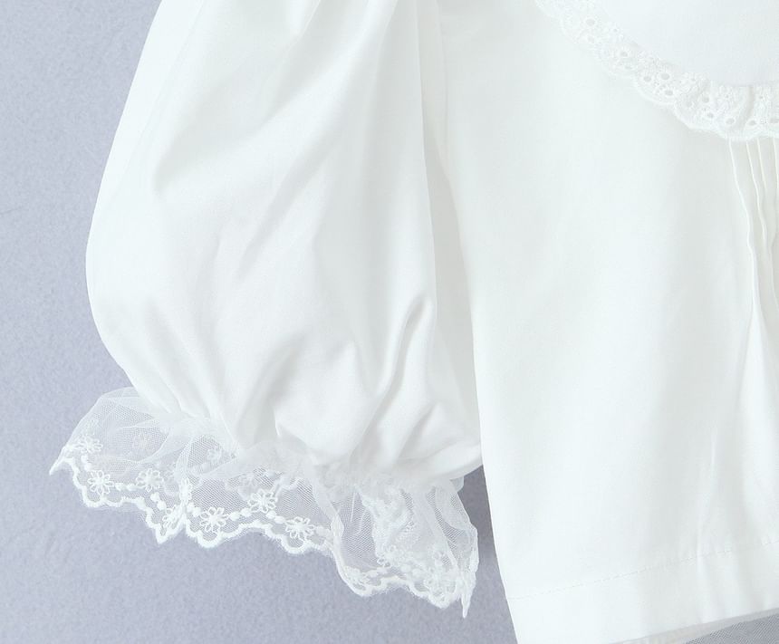 Puff Sleeve Peter Pan Collar Lace Trim Crop Blouse in Solid