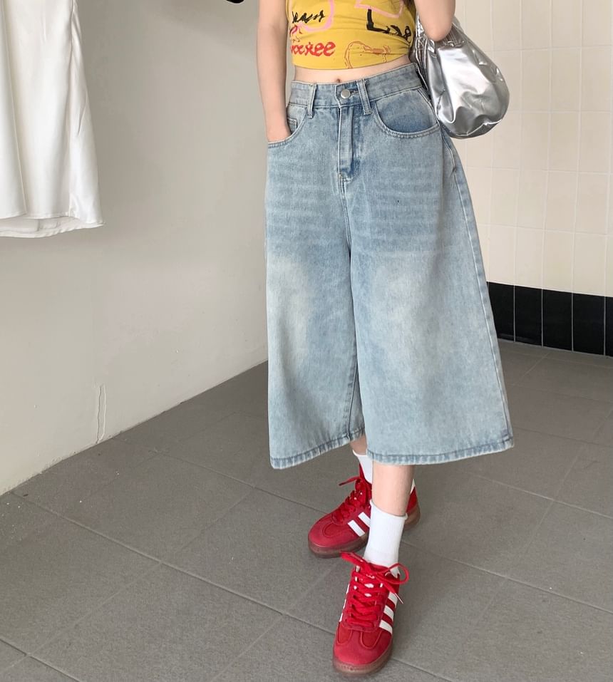 Mid Rise Washed Jorts