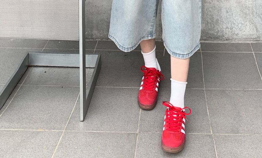 Mid Rise Washed Jorts