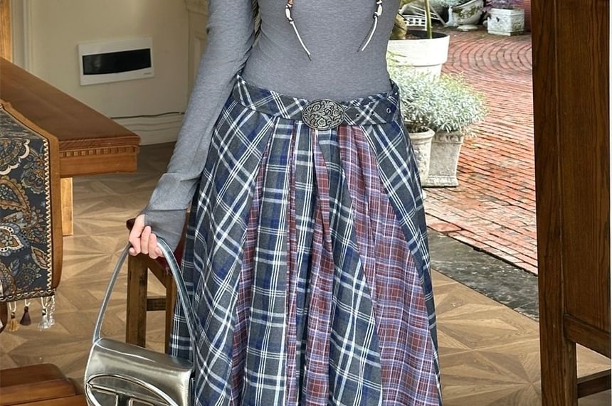 Long-Sleeve Square Neck Gingham Check Maxi A-Line Dress