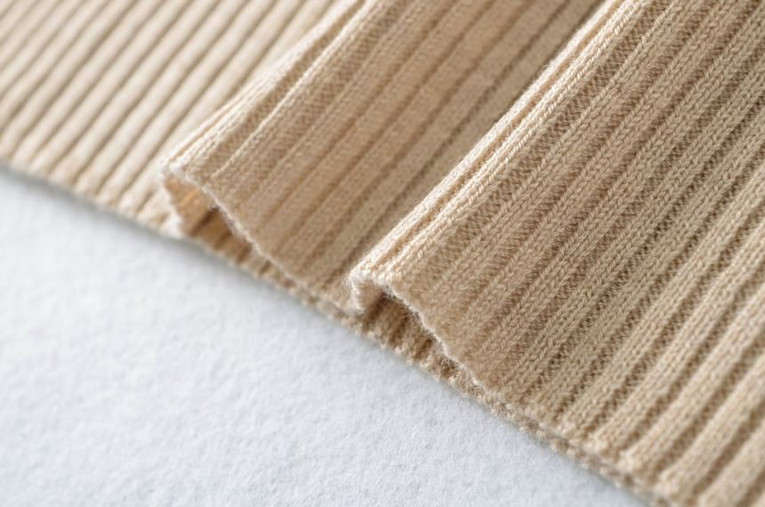 Cable Knit V-Neck Top with Elbow Sleeves