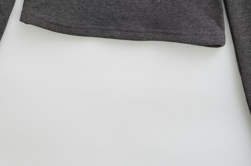 V-Neck Lace Panel Tee with Mermaid Maxi Skirt