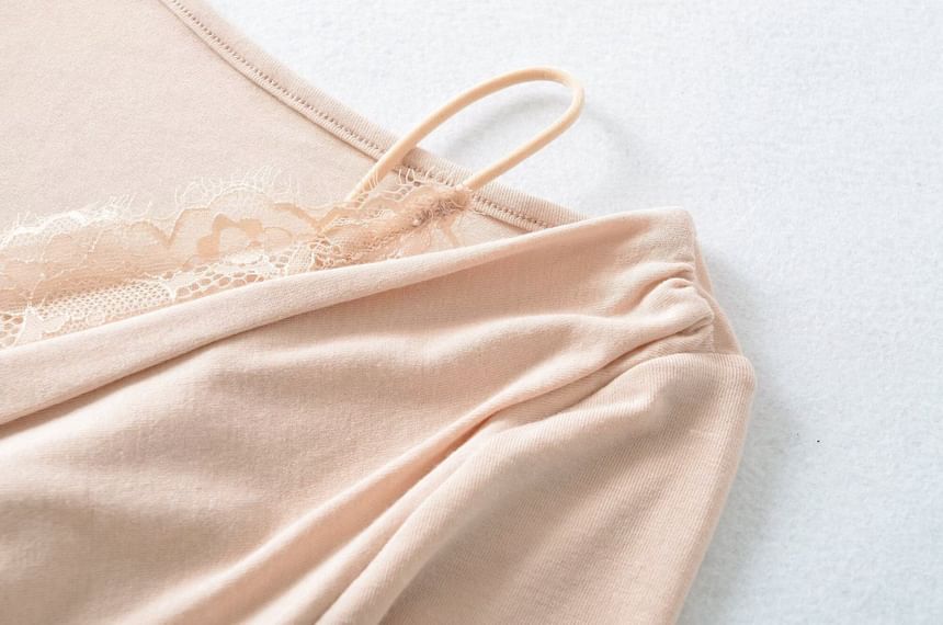 Twisted Lace Trim V-Neck Tee with Elbow Sleeves