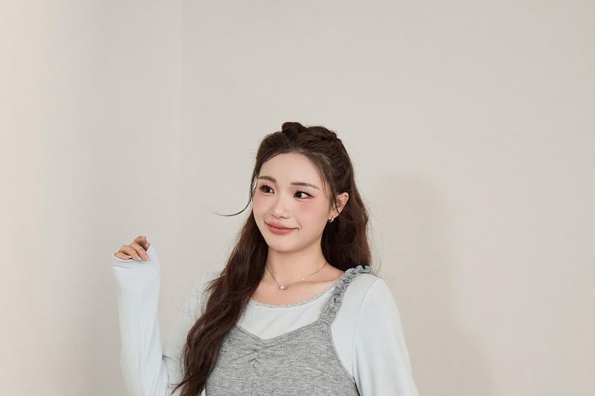 Lace Trim Scoop Neck Tee & Frill Camisole