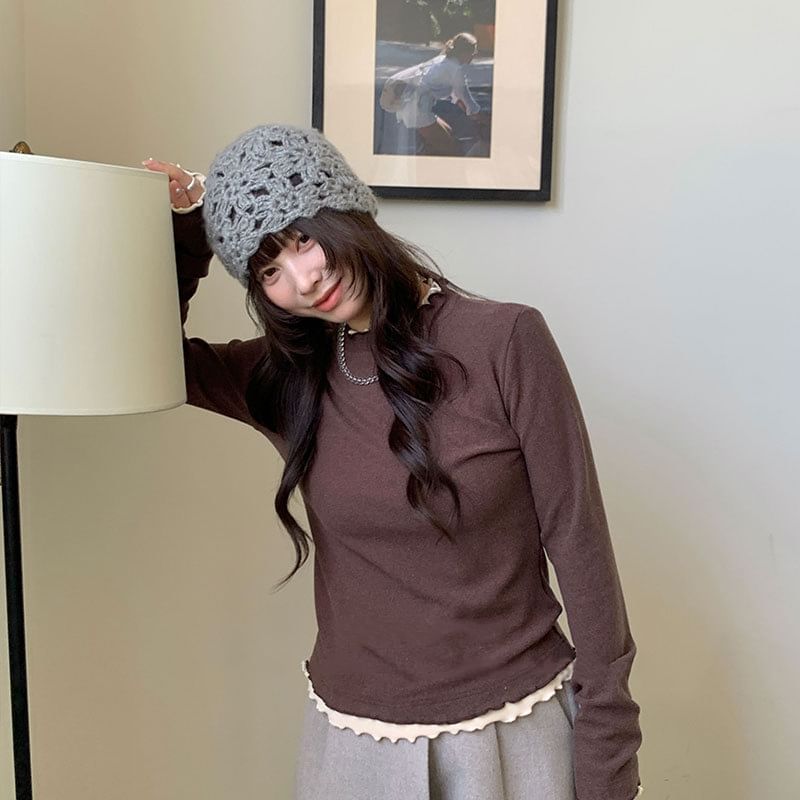 Contrast Trim Lettuce Edge Crew Neck Tee