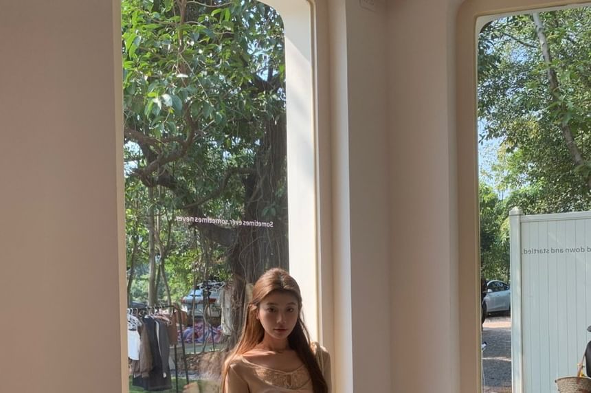 Scoop Neck Lace Panel Tee with Ruffle Mini Skirt