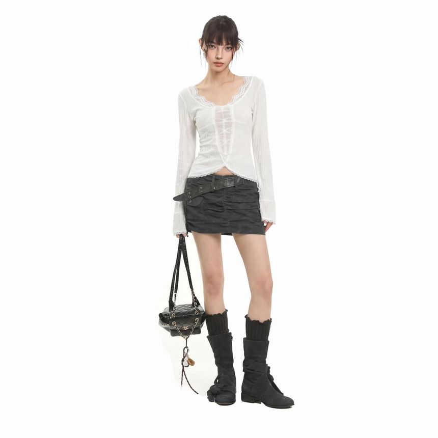 Lace Trim Scoop Neck Blouse