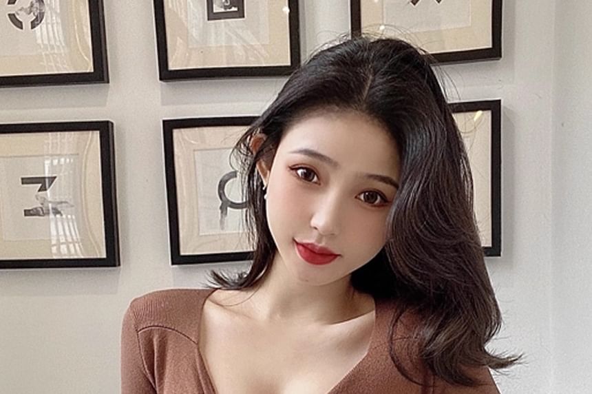 Twisted Knit V-Neck Sweater