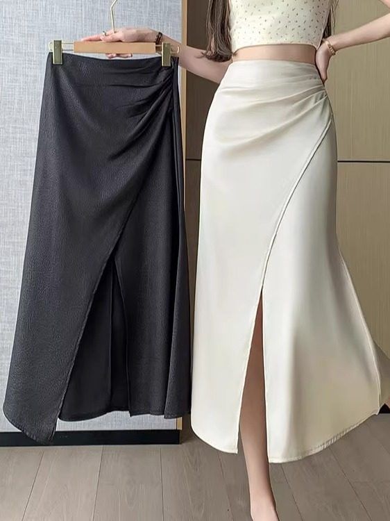 Ruched Mermaid Skirt with Slit