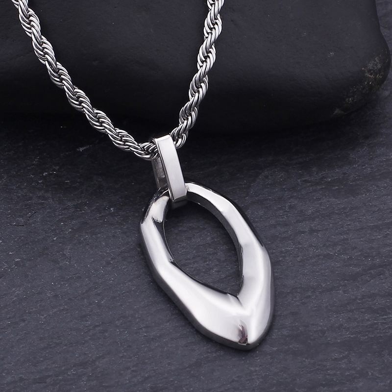 Hollow Oval Pendant Necklace