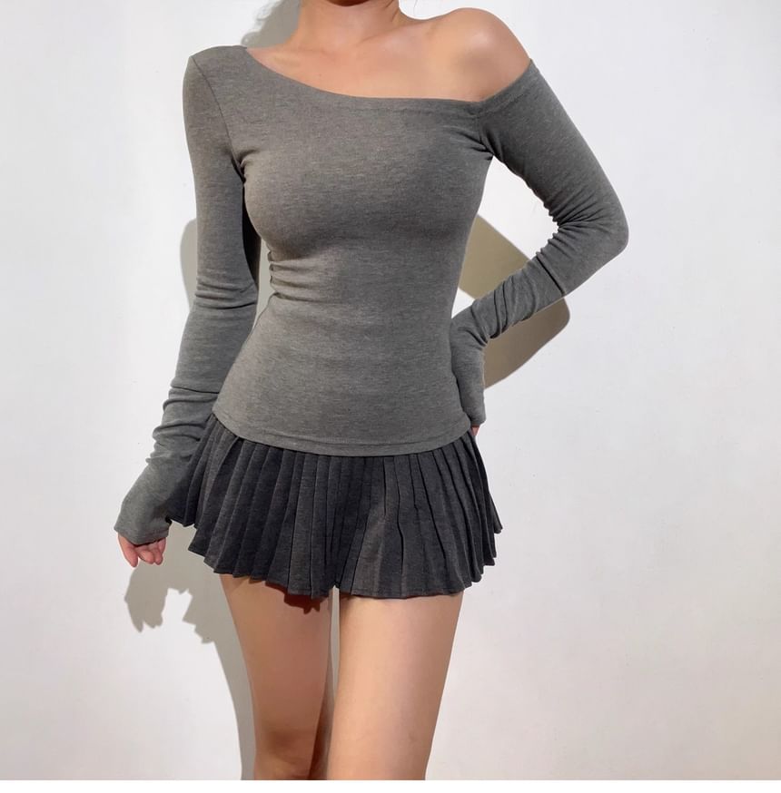 Off-Shoulder Long-Sleeve Tee