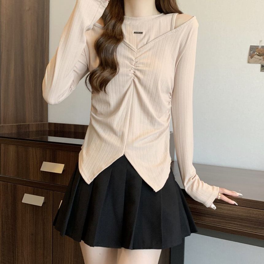Asymmetric Cold-Shoulder Long Sleeve Tee