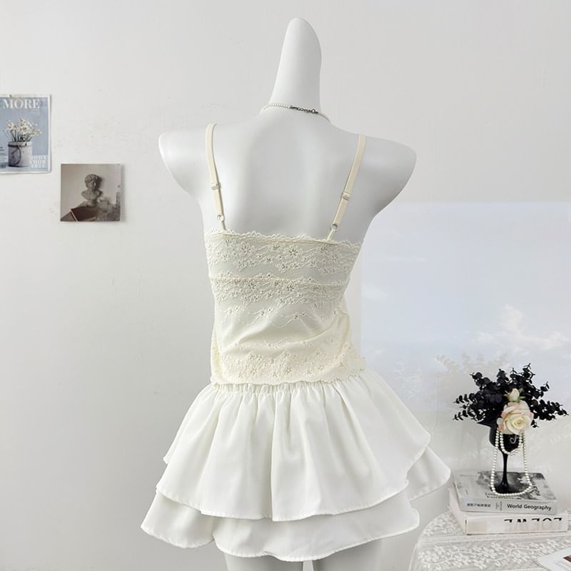 V-Neck Lace Slim-Fit Camisole Top