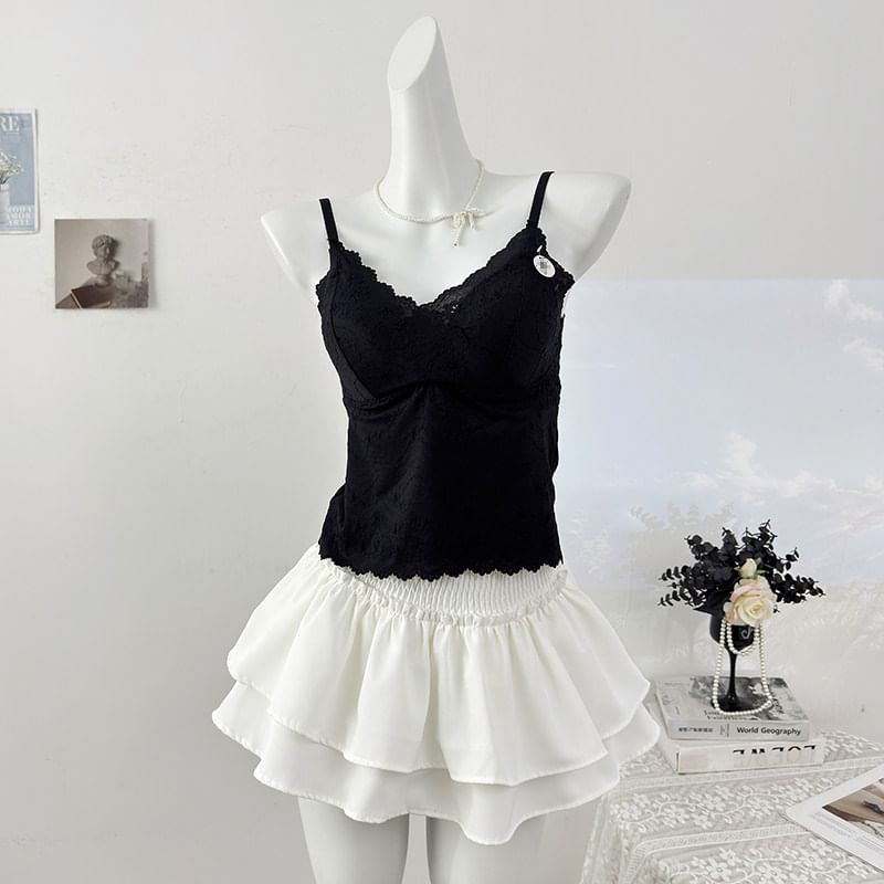 V-Neck Lace Slim-Fit Camisole Top