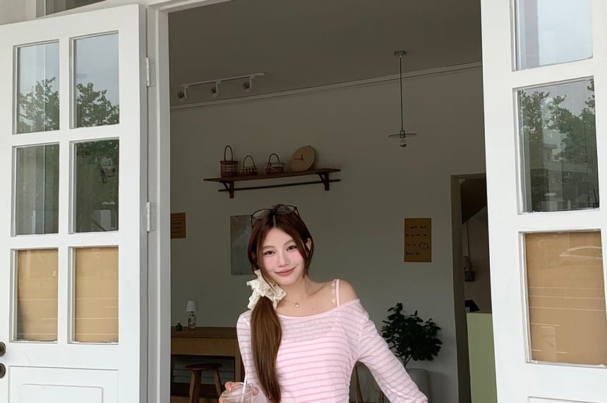 Long-Sleeve Off Shoulder Striped T-Shirt / Spaghetti Strap Maxi A-Line Dress