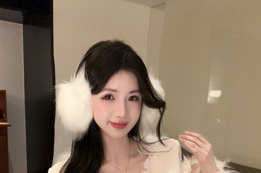 Furry Trim Crop V-Neck Long Sleeve Top