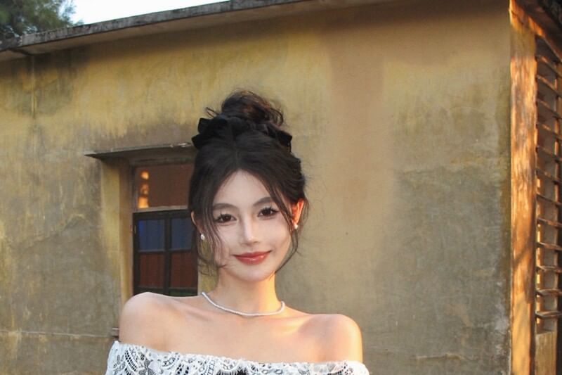 Off Shoulder Lace Panel Top Long Sleeve