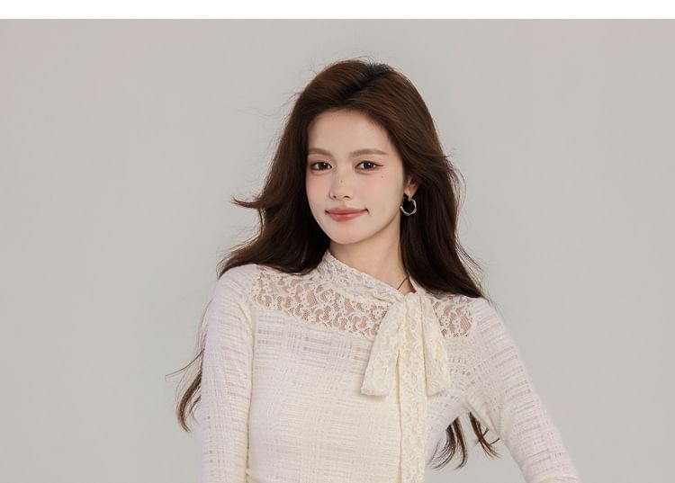 Mock Neck Lace Panel Ruched Long-Sleeve Top