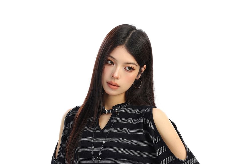 Notch Neck Cold Shoulder Striped Buckle Tee