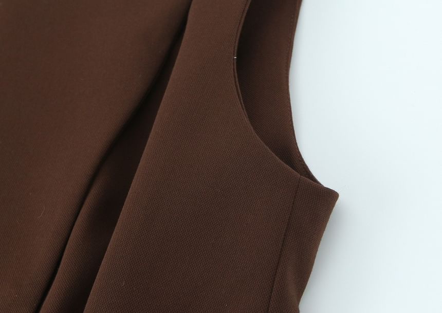 Asymmetric Sleeveless Blouse with Wide-Leg Trousers