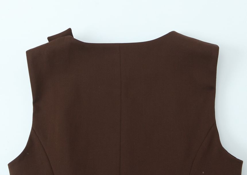 Asymmetric Sleeveless Blouse with Wide-Leg Trousers