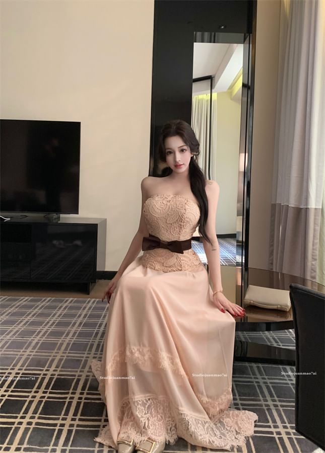 Two-Tone Halter Top with Maxi Skirt and Sash Set