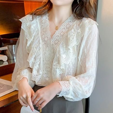 Puff-Sleeve V-Neck Lace Ruffled Blouse