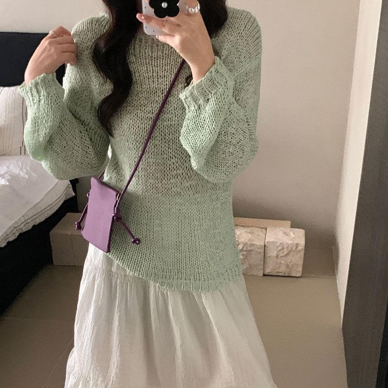 Perforated Crew Neck Knit Top with Long Sleeves