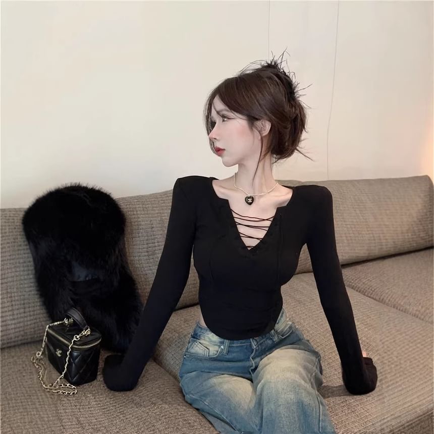 Lace-Up V-Neck Cropped Tee with Long Sleeves