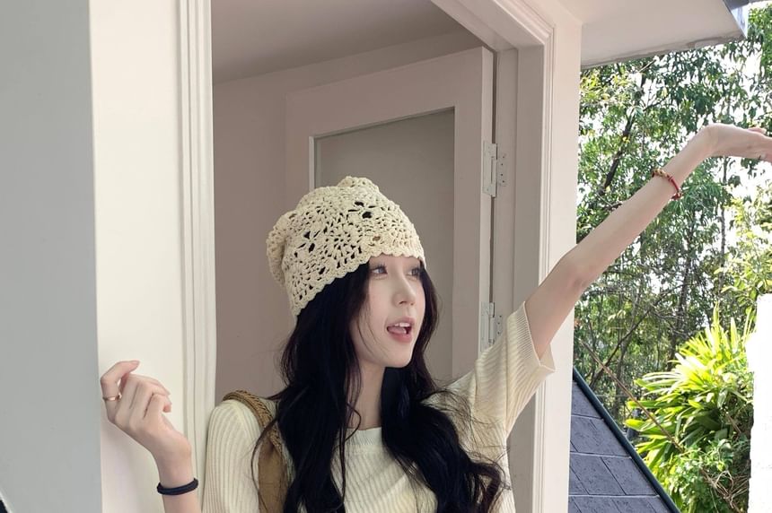 Ribbed Knit Crew Neck Short-Sleeve Top