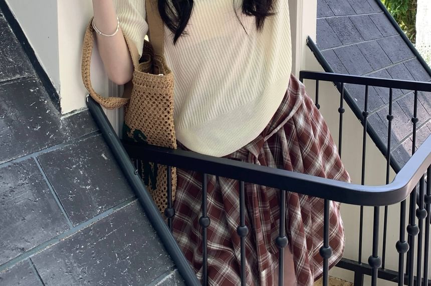 Ribbed Knit Crew Neck Short-Sleeve Top