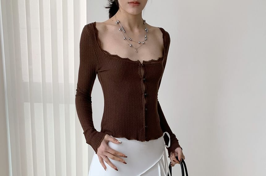 Scoop Neck Cropped Knit Top with Long Sleeves
