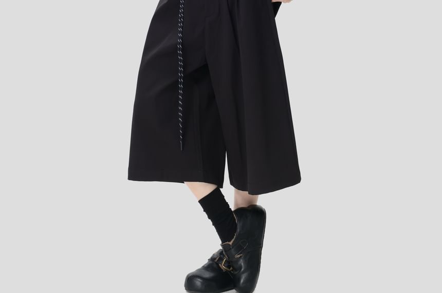 Mid-Waist Wide-Leg Jorts
