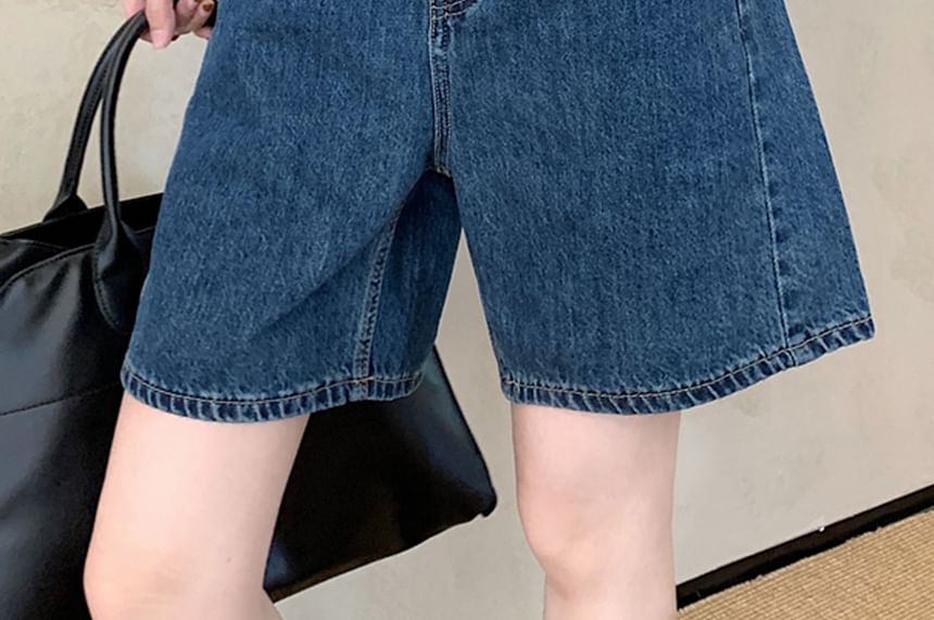 Mid Rise Washed Denim Wide Leg Shorts