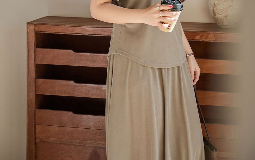 Scoop Neck T-Shirt and Maxi A-Line Skirt Set