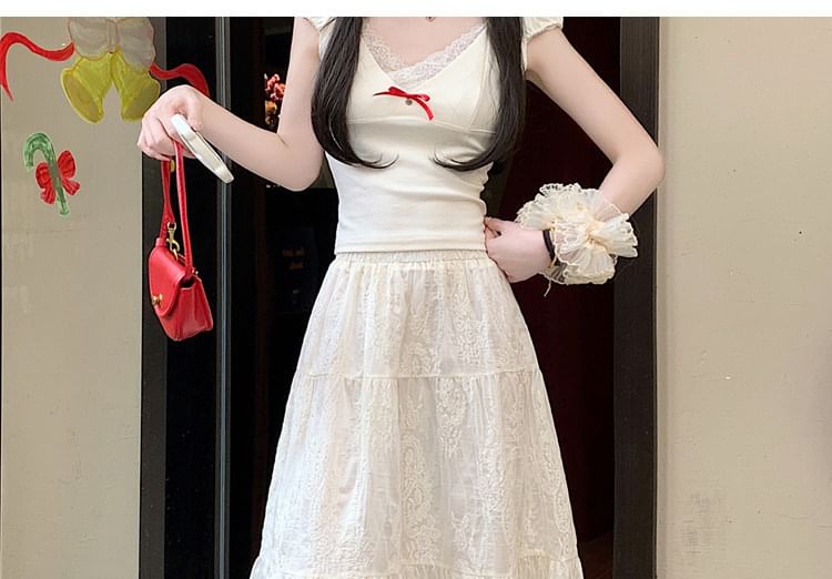 Lace Trim Maxi A-Line Skirt with Mid Rise