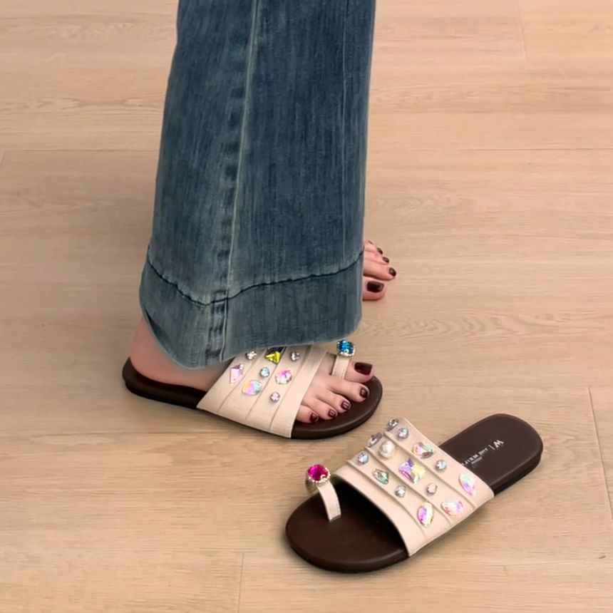 Faux Crystal Loop Toe Faux Leather Slide Sandals