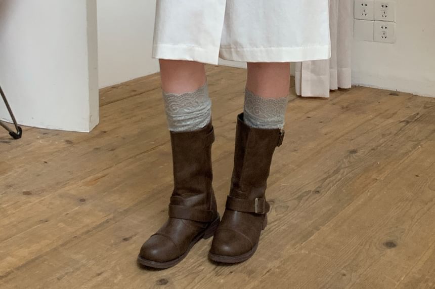 Mid Rise Plain A-Line Skirt